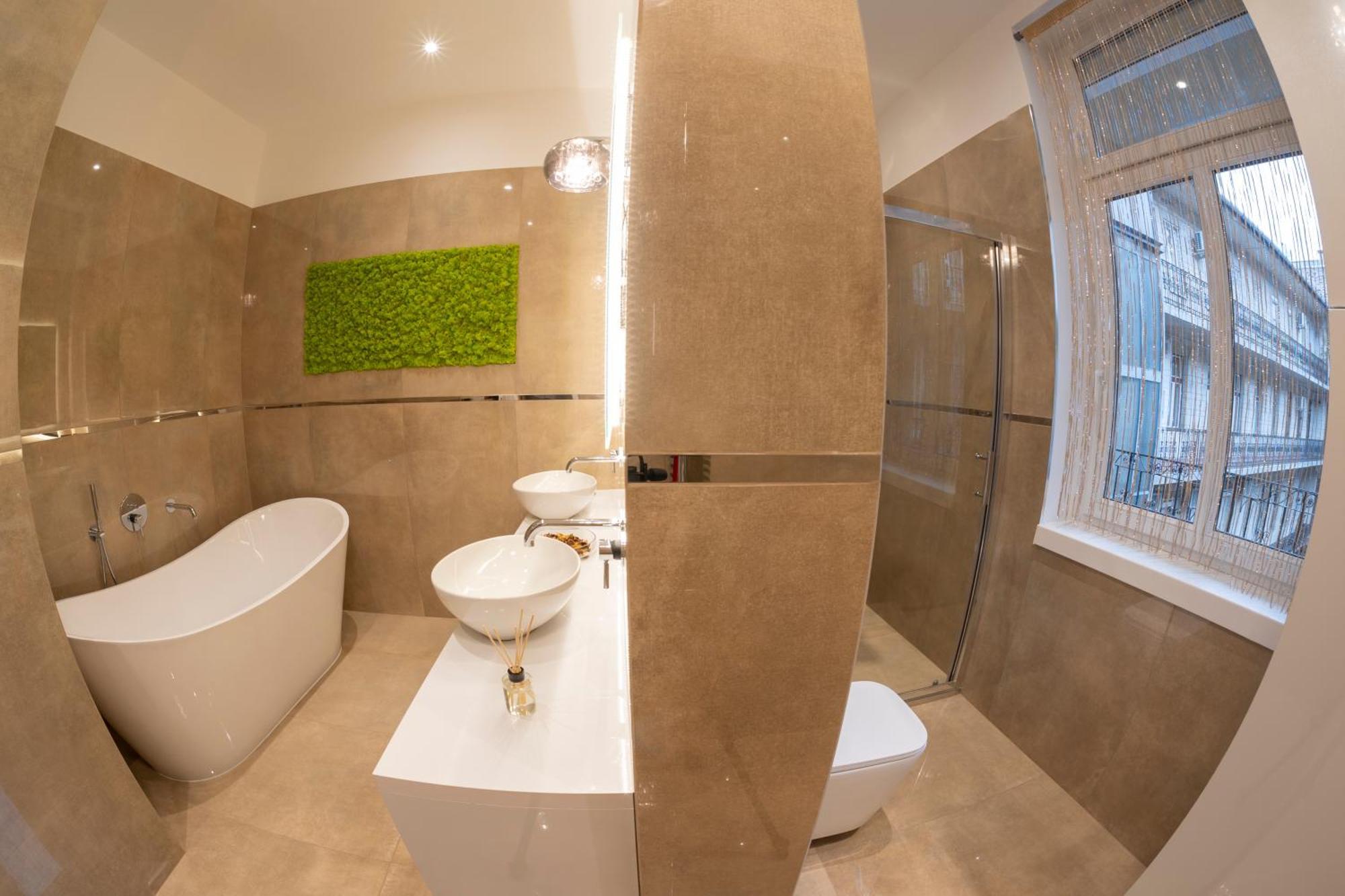 Oktogon Luxury Apartament *